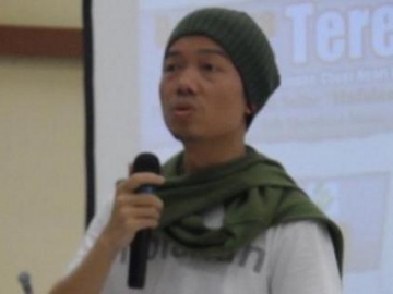 Keluhan Tere Liye Soal Pajak Penulis 'Paling Dermawan ke Negara', Menkeu Sri Mulyani Angkat Bicara