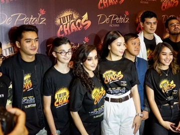 Penulis Minta Penonton 'Tinggalkan Logika di Rumah', Film 'Total Chaos' Siap Rilis 3 Hari Lagi