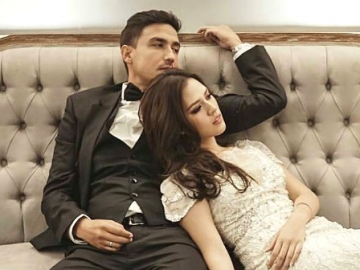 Curi-Curi Kesempatan Lakukan Ini, Hamish Daud Buat Raisa Tersipu Malu