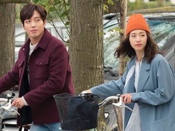 Manisnya Kencan Jung Yong Hwa & Lee Yeon Hee di Poster 'The Package'