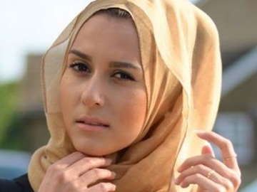 Biar Penampilanmu Makin Oke, Intip Tips Memilih Model Hijab Sesuai Bentuk Wajah