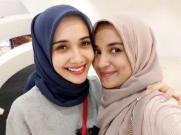 Foto Zaskia Sungkar dan Shireen Sungkar di Masa Kecil Tersebar, Netter Dibuat Kagum