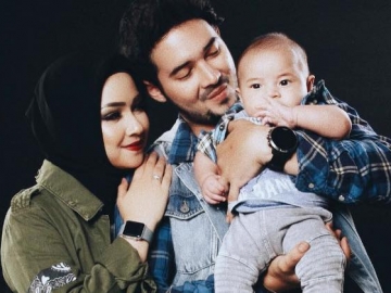 Masih Bayi, Putra Aryani Fitriana dan Donny Michael Sudah Disunat