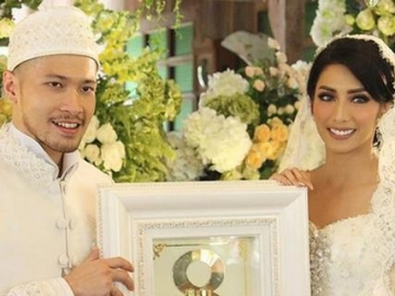 Deretan Artis yang Menikah dengan Mahar Sederhana Tahun 2017 Ini