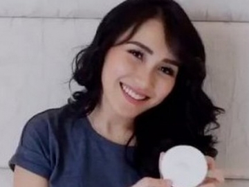 Ayu Ting Ting Kepergok Pakai Baju Lawas Nagita Slavina, Netter : Kampung