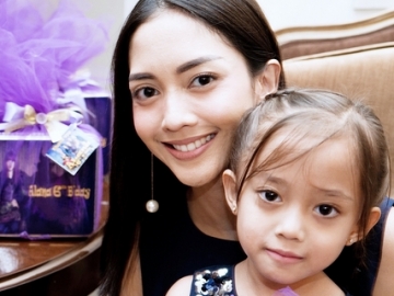 Bertema Ungu, Potret Meriahnya Pesta Ulang Tahun Anak Ririn Dwi Ariyanti Bareng Aldi Bragi