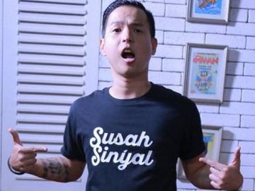 Ernest Prakasa Kena Senjata Makan Tuan Saat Syuting 'Susah Sinyal', Kok Bisa?