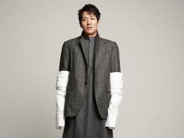 Kim Rae Won Tampil Gagah di Slovenia untuk Drama KBS ‘Black Knight’