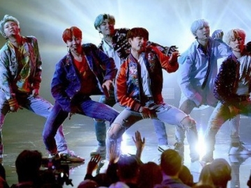 Tampil Memukau di American Music Awards 2017, BTS Banjir Pujian