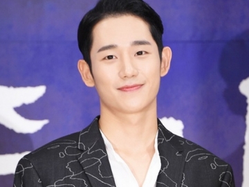 Tengah Naik Daun, Jung Hae In Merasa Popularitasnya Tak Akan Bertahan Lama 