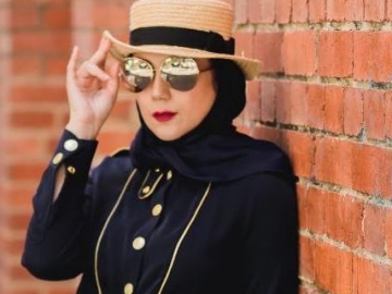 FOTO: Bak Model, Intip Fashionable-nya Marini Zumarnis Saat Jelajahi Jalanan Australia