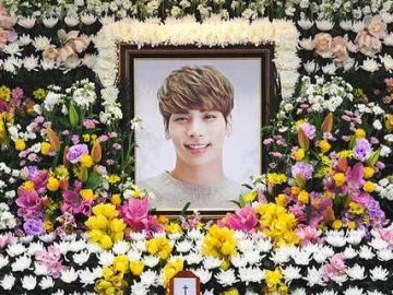 Jenazah Jonghyun SHINee Tiba, Pemakaman Dilakukan Secara Privat Malam Hari
