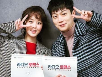 Kim So Hyun & Yoon Doo Joon Hadiri Sesi Baca Skenario 'Radio Romance'