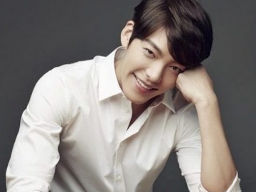 Lama Ditunggu, Kim Woo Bin Ungkap Kondisi Kesehatan Terbarunya Lewat Surat Tulisan Tangan Ini