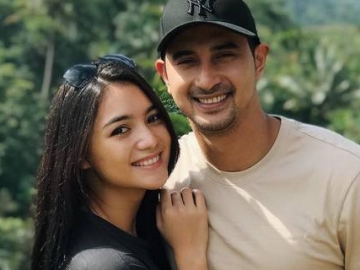 Lewat Unggahan Ini, Kakak Citra Kirana Beberkan Pertunangan Sang Adik dengan Ali Syakieb?