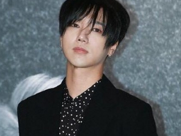 Unggah Foto Pakai Baju Kembaran, Gantengnya Yesung SuJu & Adiknya Buat Fans Terpesona