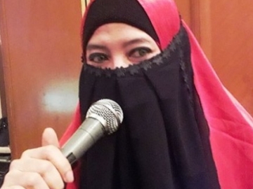 Alasan Mulia Peggy Melati Sukma Pilih Khadijah Sebagai Nama Baru Pasca Hijrah