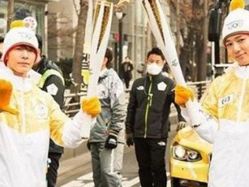 Foto Donghae SuJu Jadi Pembawa Obor Olimpiade Pyeongchang