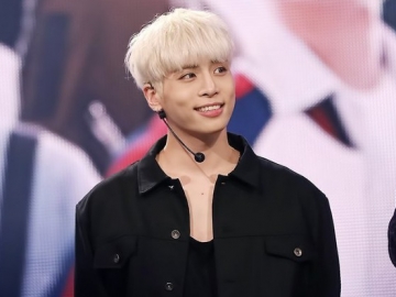 Lagu 'Rewind' Mendiang Jonghyun SHINee Dicekal Gara-Gara Ini, Netter Ngamuk