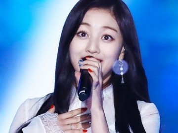 Ultah ke-21, Fans Twice Buat Tagar 'Happy Jihyo Day' Masuk Trending Topic Dunia di Twitter