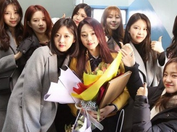 Mina Gu9udan Lulus SMA, Jellyfish Entertainment Bagikan Foto Wisuda