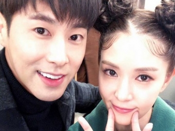 Dukung Comeback TVXQ, Pose Imut Yunho & BoA Ini Buat Fans Gemas Maksimal