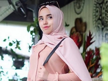 Berani Unggah Foto Tanpa Make Up, Begini Komentar Netter Untuk Salmafina Sunan