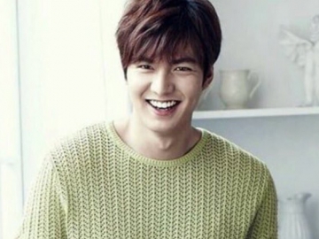 Foto Terbarunya Saat Wamil Terungkap, Pipi Lee Min Ho Curi Perhatian