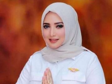 Putrinya Diisukan Jadi Istri Ketiga Opick, Ayah Yulia Mochamad Buka Suara