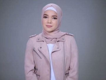 Bertemu Chacha Frederica Setelah Berhijab, Ini yang Dikatakan Oleh Dewi Sandra