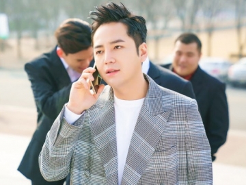 Lakukan Adegan Sulit Ini Tanpa Stunt Double, Para Staf 'Switch' Puji Profesionalitas Jang Geun Suk