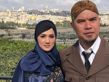 Mulan Jameela & Ahmad Dhani Bulan Madu ke Luar Negeri, Anak Bungsu Dilarikan ke Rumah Sakit