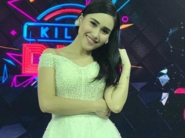 Dapat Undangan, Ini Alasan Ayu Ting Ting Tak Hadiri Pernikahan Syahnaz-Jeje