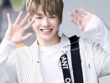 Kang Daniel Kejutkan Fans Saat Muncul dengan Pergelangan Tangan Diperban, Ini Kata Agensi