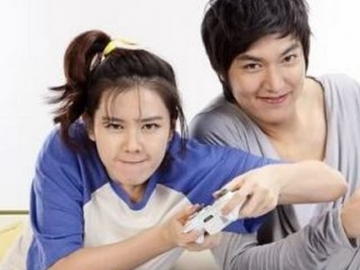 Akrab Sejak ‘Personal Taste’, Senangnya Son Ye Jin Dapat Dukungan Lee Min Ho di ‘Pretty Noona'