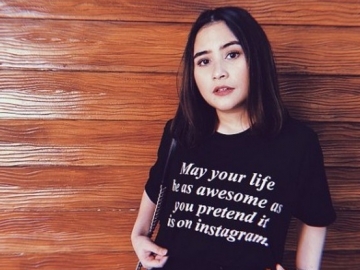 Pakai Celana Berukuran Terlalu Besar, Prilly Latuconsina Jadi Sorotan