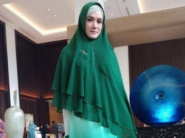 Mulan Jameela Kepikiran Pakai Hijab Sepulang dari Palestina, Suaminya Beri Dukungan Penuh