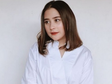 Pakai Baju Ini Saat 'Meeting', Prilly Latuconsina Ogah Dikomentari Netizen