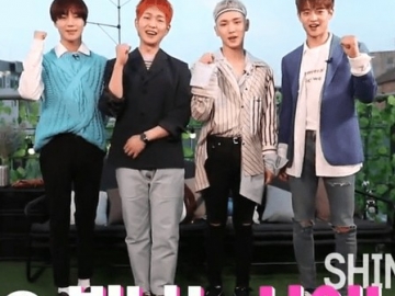 Pilih Lagu Favorit Selama 10 Tahun Ini, SHINee Tampil Bersama Jonghyun di Layar dalam Jumpa Fans 