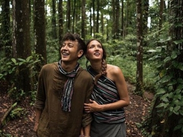 Pamer Video Prewedding di Hutan, Dimas Anggara-Nadine Chandrawinata Bikin Heboh