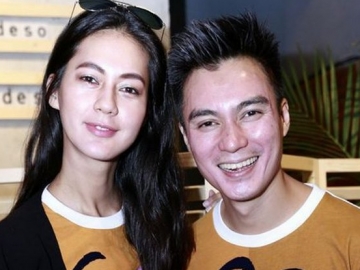 Gandeng Tangan Kekasih Sambil Minta Doa, Baim Wong Digoda Fans