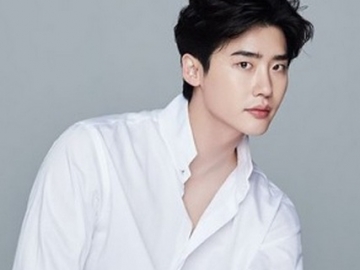 Lee Jong Suk Siap Gelar Tur Fan Meeting Dunia Tahun Ini, Indonesia Termasuk? 