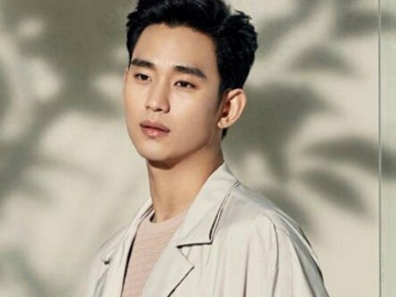 Dibalut Seragam Militer, Kim Soo Hyun Tampil Ganteng nan Gagah di Foto Terbarunya Ini