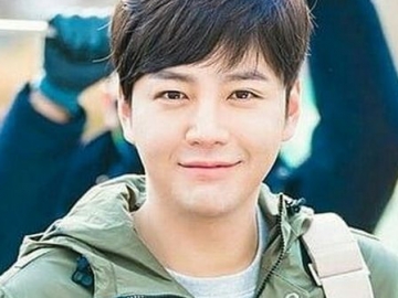 Jang Geun Suk Diketahui Bipolar Usai Tes Masuk Militer, Ini Alasan Agensi Berani Beritahu ke Publik 