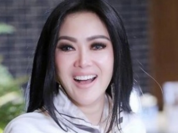 Komentari Make Up Freckles Luna Maya, Syahrini Jadi Sorotan