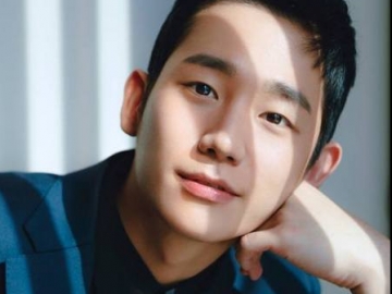 Kerjasama Sejak Debut, Aktor Jung Hae In Perbarui Kontrak dengan Agensi FNC Entertainment