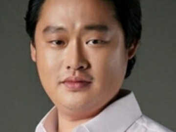 Berbeda dari Akting di ‘Midnight Runners’, Aktor ‘Why Secretary Kim’ Ini Puji Park Seo Joon