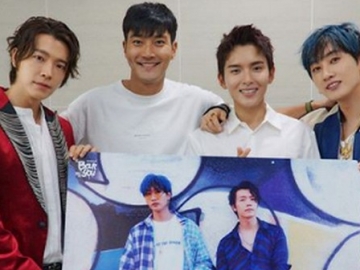 Dukung Comeback Super Junior D&E, Siwon dan Ryeowook Datang ke Lokasi Syuting ‘Music Bank’