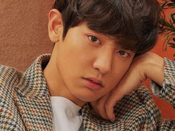 Chanyeol EXO Unggah Video Asyik Main Gitar, Fans Dibuat SemakinTerpesona