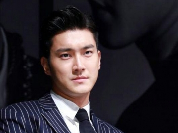 Balik ke Korea, Siwon Curhat Kehilangan Barang Kesayangannya Ini